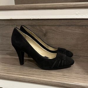 Naturalizer Heel - size 4.5